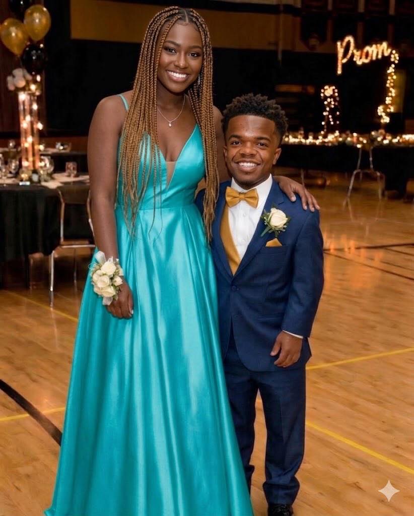 Everyone in Class Laughed at My Boyfriend Because of His Height – But at Graduation, Our Teacher Invited Us on Stage and Said Words That Left Everyone Speechless