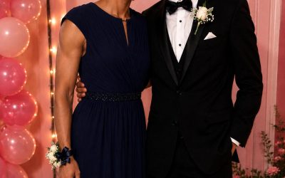 The Whole School Laughed When I Showed up to Prom in a Dress with My Boyfriend – Then the Principal Called Us Onto the Stage, and His Words Left Everyone in Shock