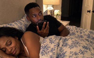 Last night, I heard my husband giving my PIN to his mother while I was asleep: ‘Take it all out, there’s over a hundred and twenty thousand dollars on it.’ I just smiled and went back to sleep. Forty minutes later, his phone buzzed with a text from his mom: “Son, she knew everything. Something’s happening to me…” Then the phone suddenly went dead. – usnews