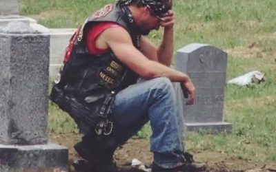 A Biker Showed Up At My Wife Grave Every Week And I Had No Idea Who He Was!2